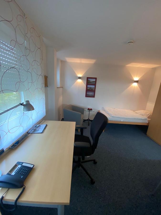 Awm Korntal Aparthotel Esterno foto